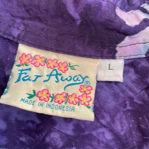 Floral Vintage Cropped Button Up - Picture 3 of 5